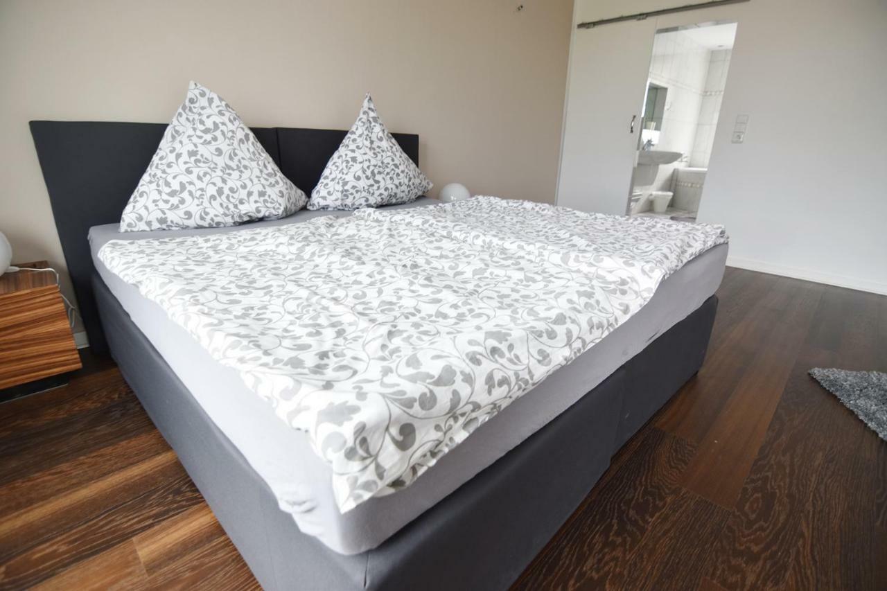 Penthouse Apartment mit Rundumterrasse Köln Eksteriør billede
