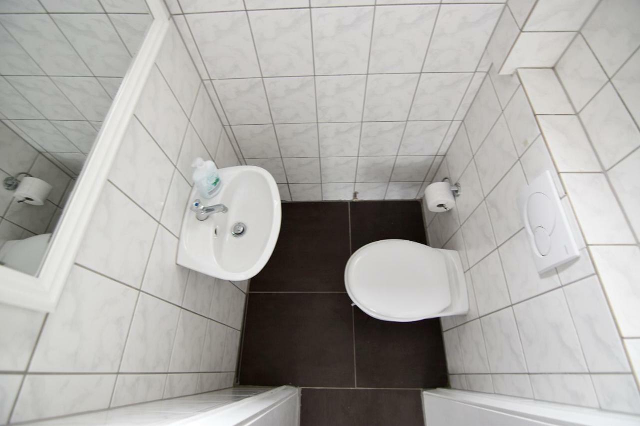 Penthouse Apartment mit Rundumterrasse Köln Eksteriør billede